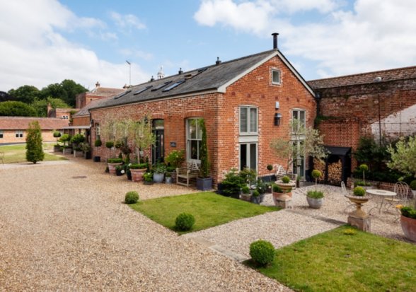 Why High-Value and Period Homes Often Need a Different Approach to Insurance